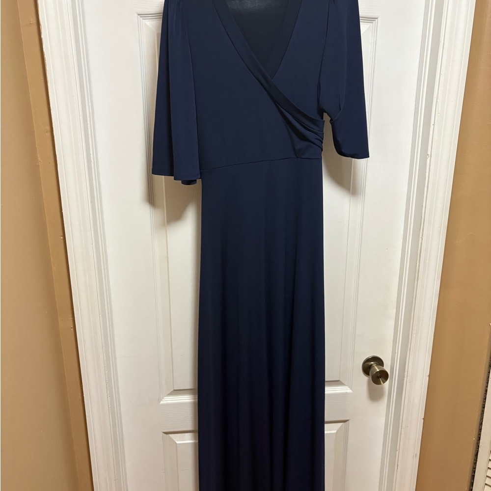 New York & Company Blue V-Neck Long Sleeve Gown